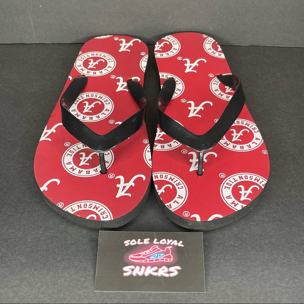Alabama Crimson Tide Men’s‎ 10.5 Black Thong Flip Flop Sandals.